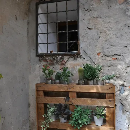 Vespa Mini-house In Elba Apartment