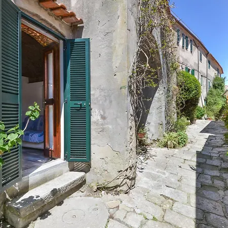 Vespa Mini-house In Elba * Marciana (Isola d'Elba)